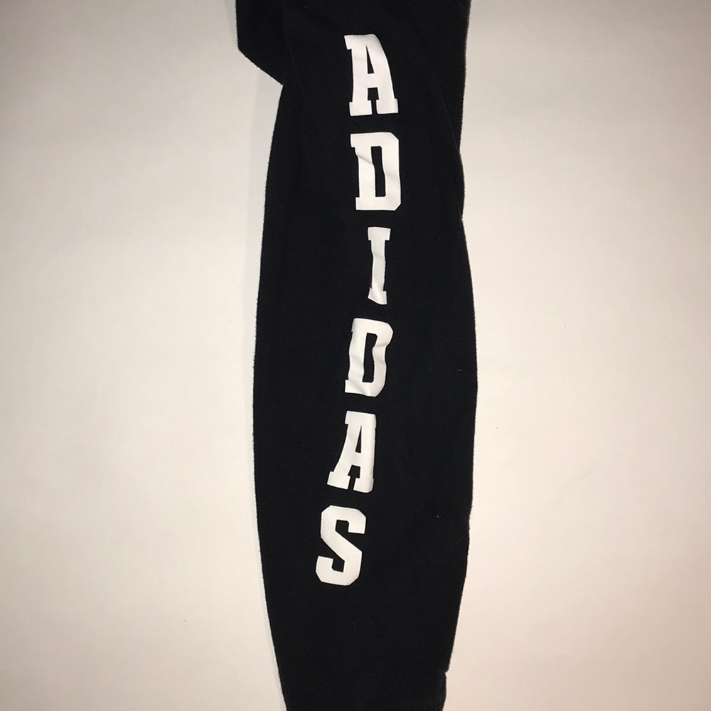 Boys Adidas Long sleeve size XL - Picture 4 of 4